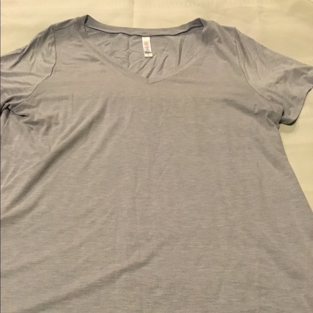 “Unicorn tears” Lularoe Christy tee.  Xl.